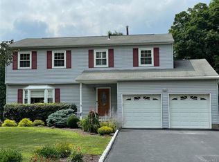 35 Berwynn Rd, Harriman, NY 10926