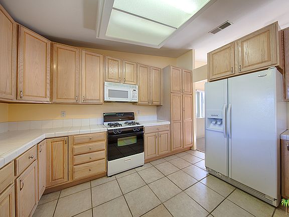 4th image of 30870 Avenida Del Padre