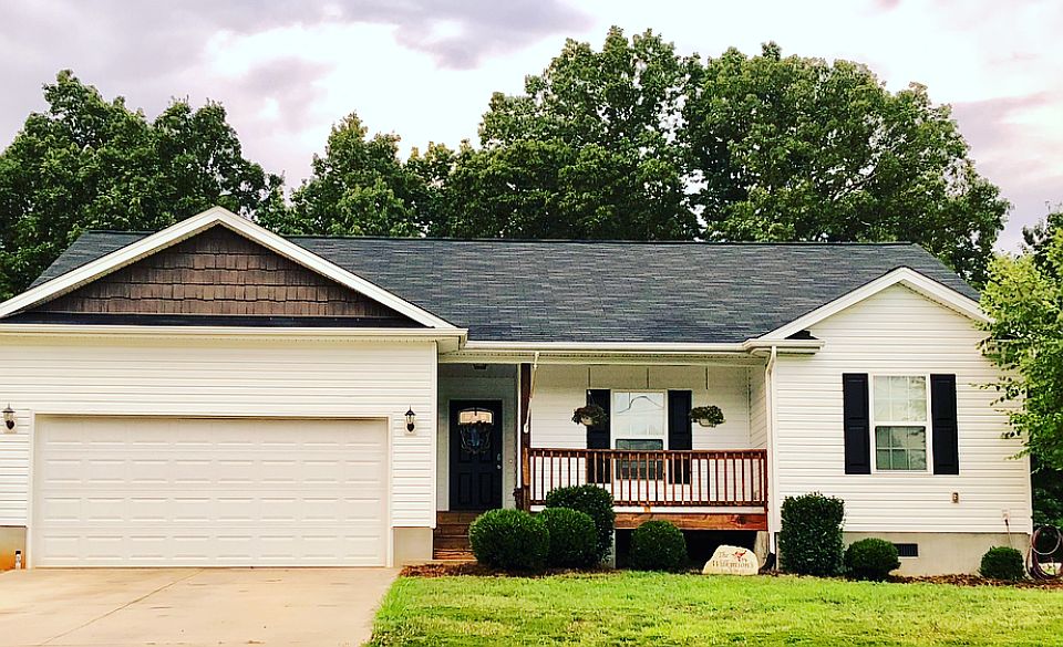 1st image of 3342 Lawing Ln