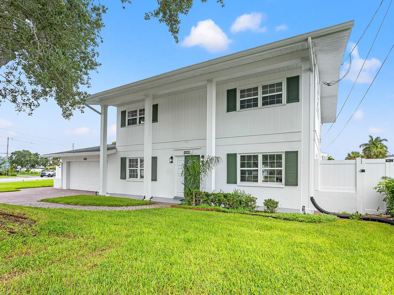 3 bed, 2716 sqft, $5,500 — Photo 1