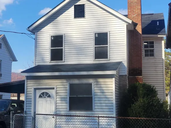214 Main St, Ridgeley, WV 26753