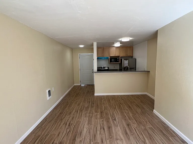 1524 Lafayette St #B — Photo 8