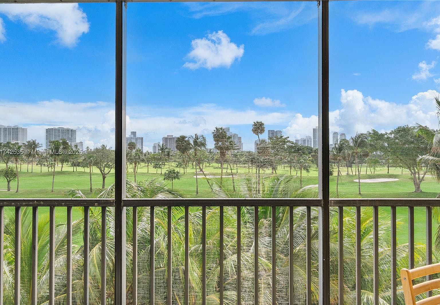 20335 N Country Club Dr APT 308