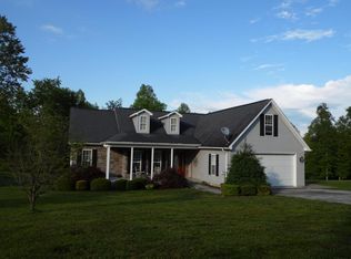 464 Bluff Trce, Jacksboro, TN 37757