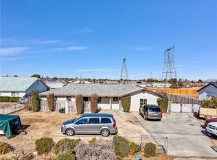 17384 Seaforth St, Hesperia, CA 92345
