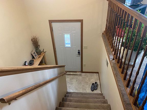 2nd image of 704-706 N 16th Ave