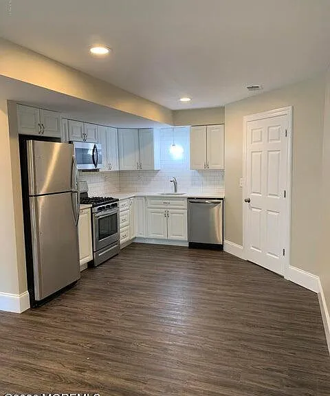 709 7th Ave #1-A — Photo 1