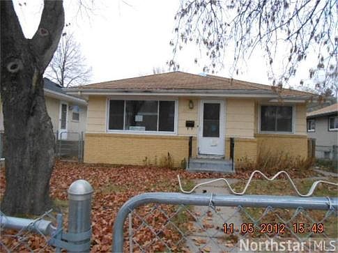 1st image of 1521 6th St E