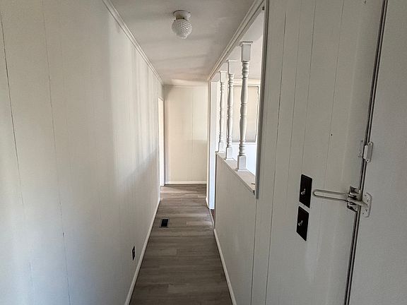 3rd image of 4812 S 31st St