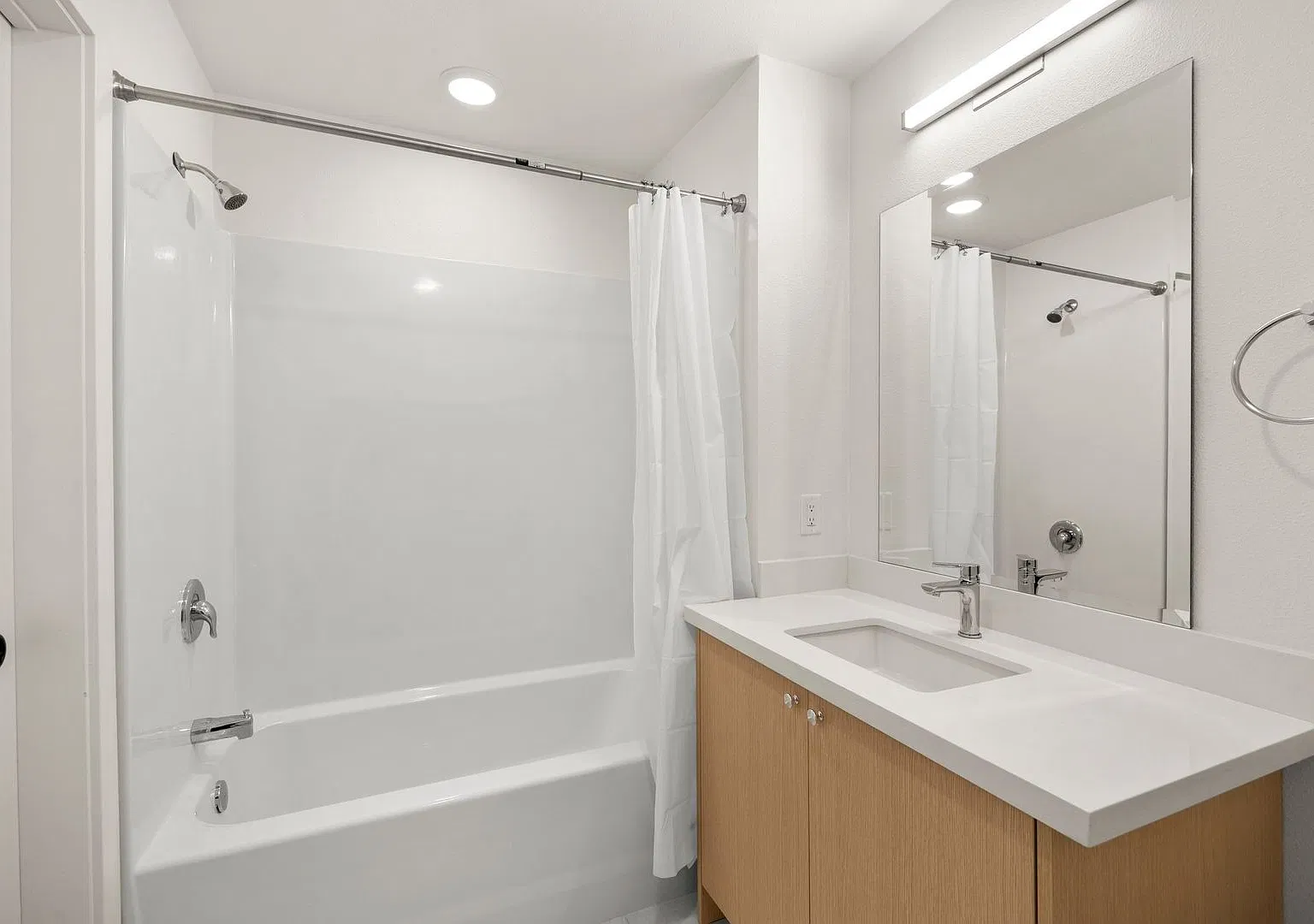 Kellogg Apartments — Photo 3
