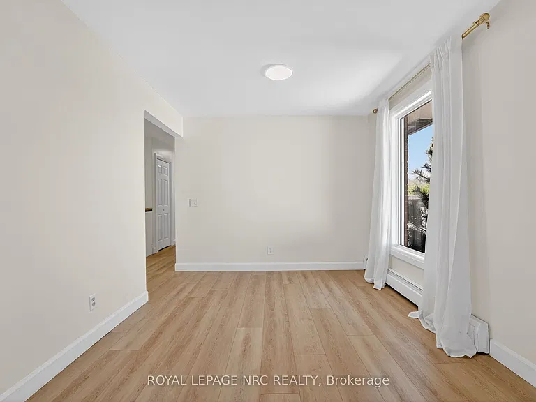 268 Henrietta St — Photo 12