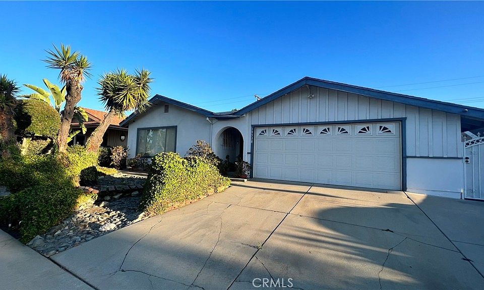 1st image of 19538 Markstay St