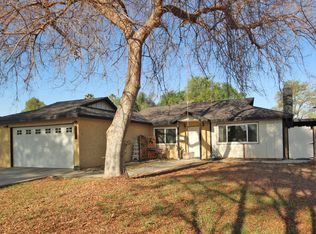 8321 Raintree Ave, Riverside, CA 92504