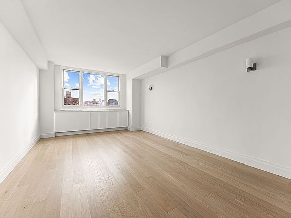 4th image of 61 Jane St APT 16G