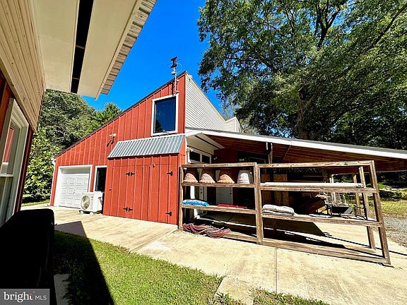 5th image of 23629 Willow Pond Rd