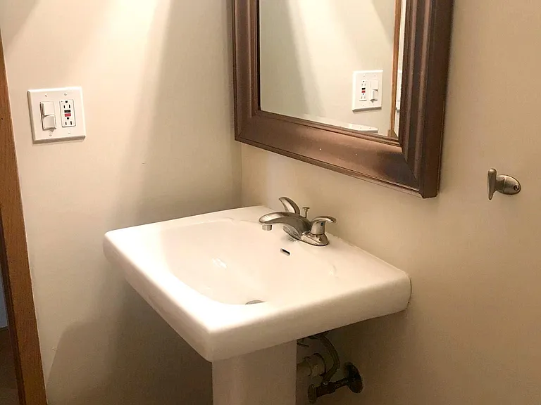 2nd Full Bathroom