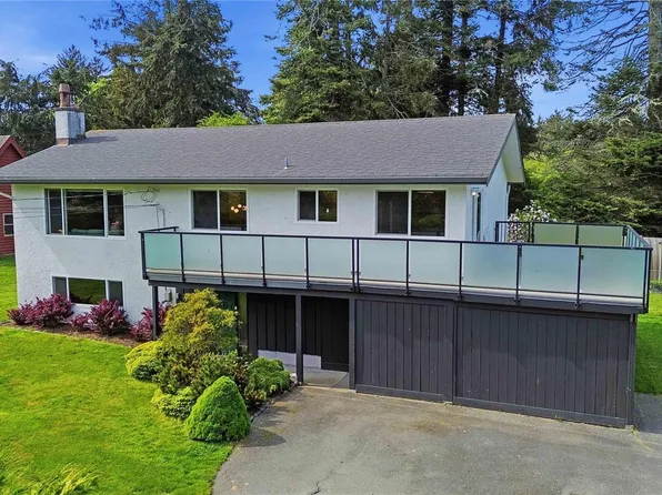 7030 Deerlepe Rd, Sooke, BC V9Z 0T5