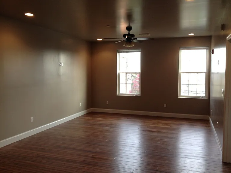 City View Lofts — Photo 9