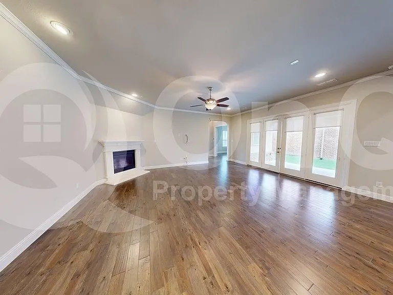 4213 Wellesley Ave — Photo 9