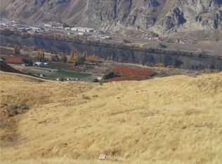 3 Blue Grade Rd, East Wenatchee, WA 98802