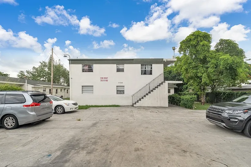 7720 N Miami Ave #208
