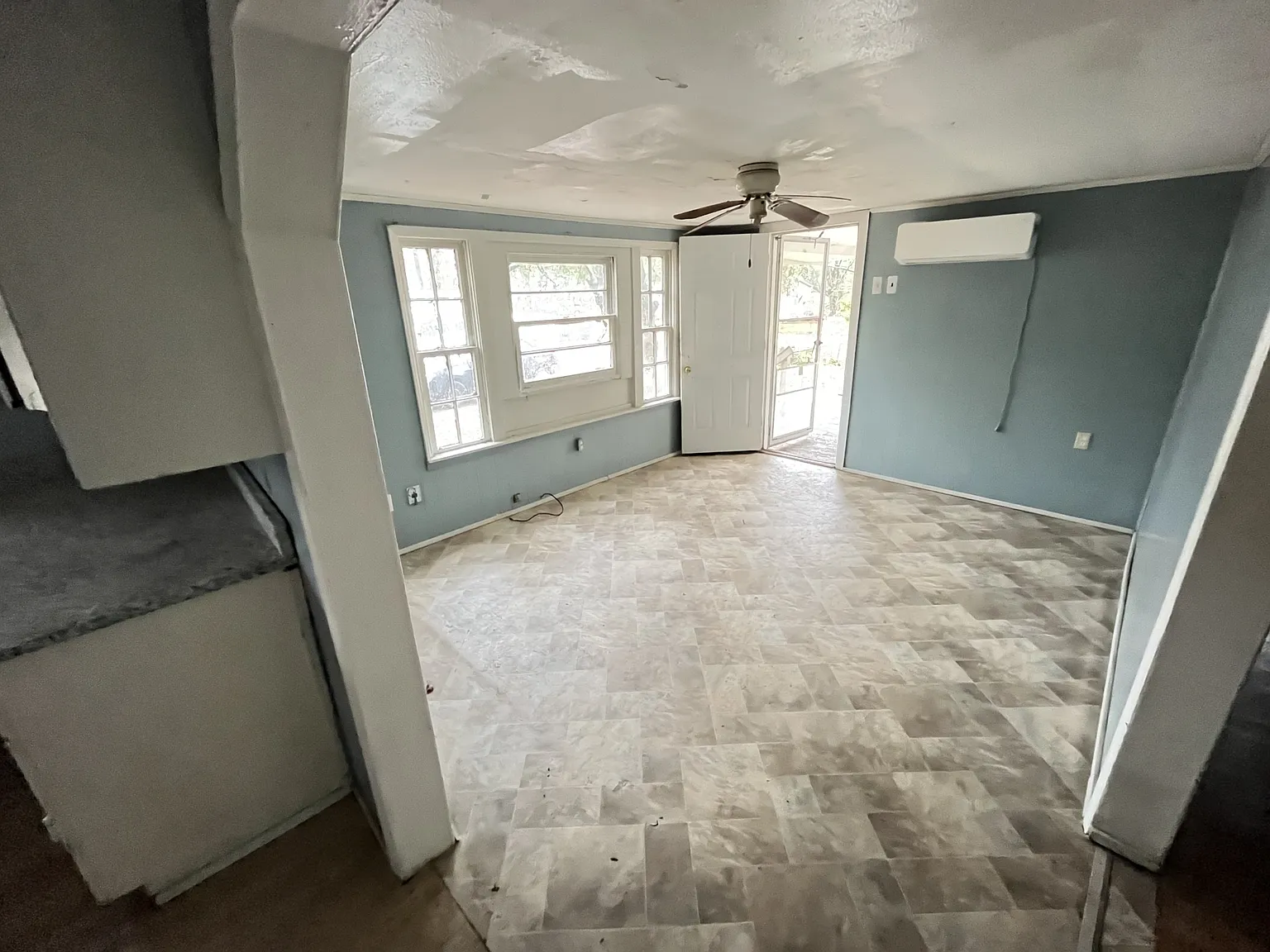 630 Morgan St NW — Photo 4