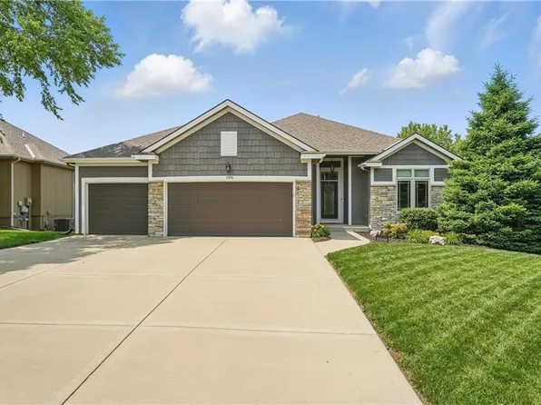 1104 NW 109th St, Kansas City, MO 64155