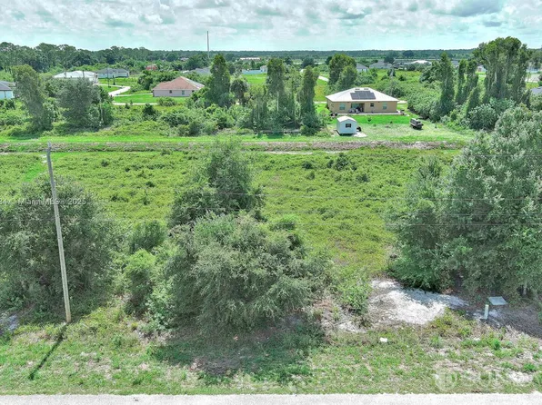 307 Ranier Ave, Lehigh Acres, FL 33974