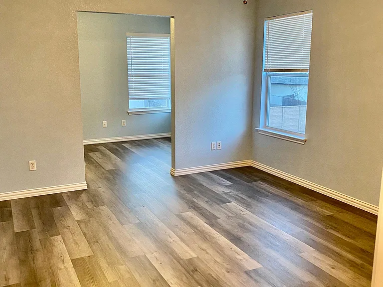 Master Bedroom with another room for office or nursery