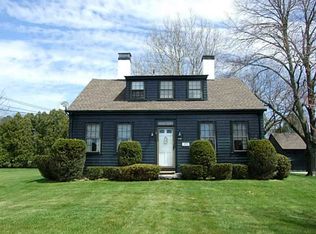 121 Old Fall River Rd, Swansea, MA 02777