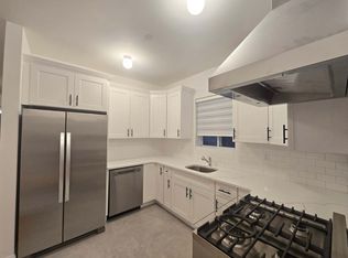 136 Beach St #1A, Staten Island, NY 10304