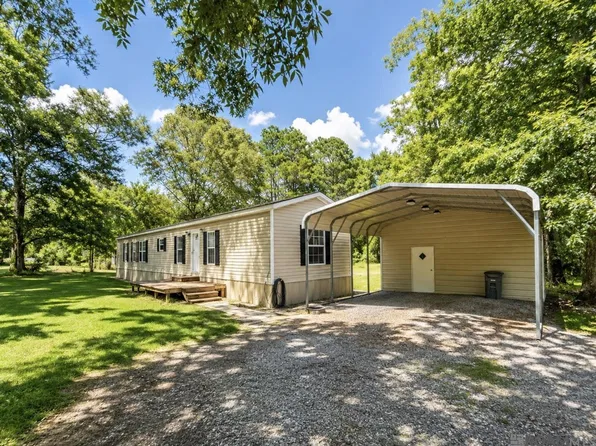 15140 Peairs Rd, Pride, LA 70770