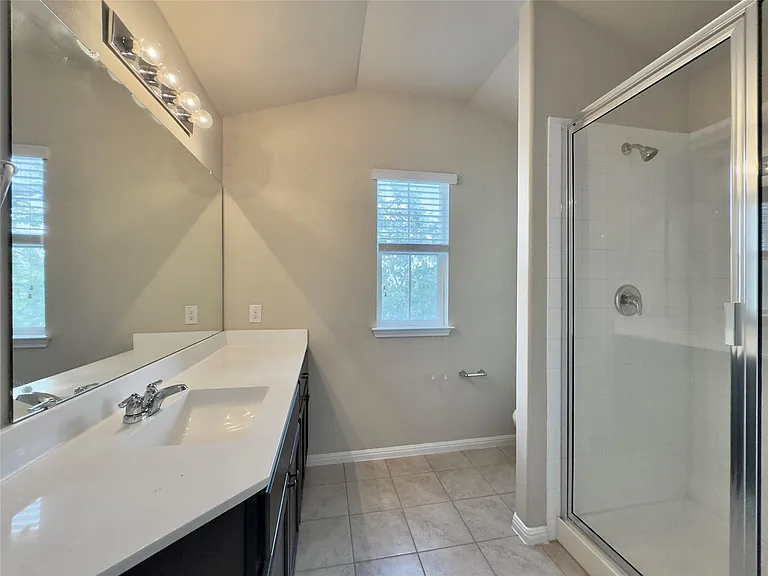 713 Katmai Cir — Photo 23