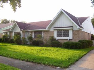 9318 Stroud Dr, Houston, TX 77036