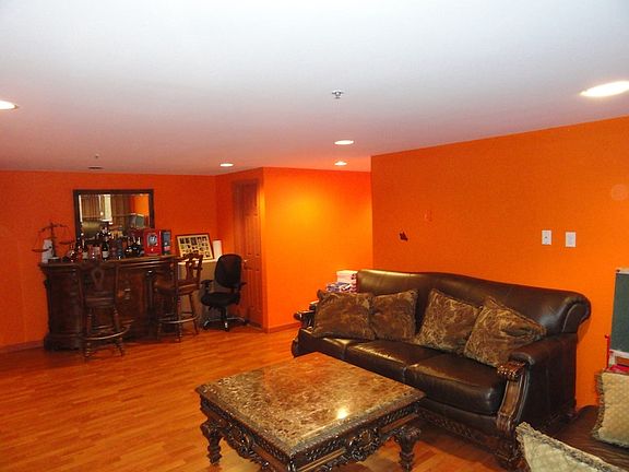 4th image of 2800 E 29th St #101
