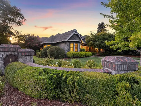 1025 Fifth Street E, Sonoma, CA 95476