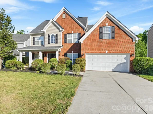 8458 Mossycup Trl, Harrisburg, NC 28075
