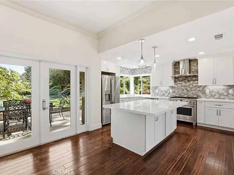 29881 White Otter Ln — Photo 2
