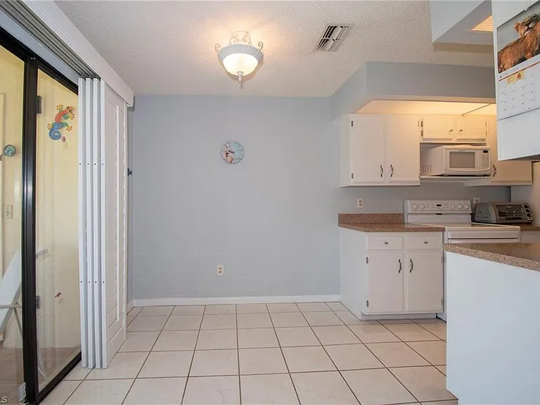 17210 Terraverde Cir #4 — Photo 14