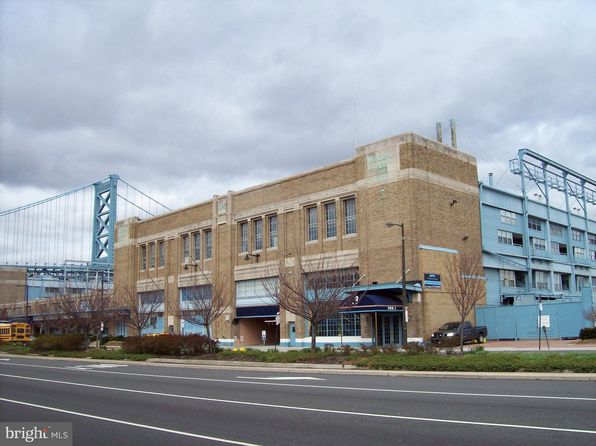 3 N Columbus Blvd APT Td414