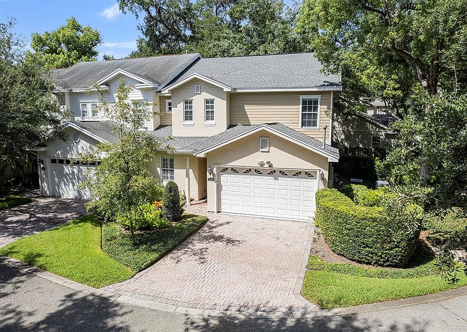 1st image of 1223 COUNTRY CLUB OAKS CIRCLE
