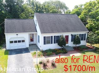 21 4th Ave, Waterford, CT 06385