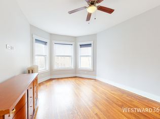 1664 W Farwell Ave APT 3W, Chicago, IL 60626