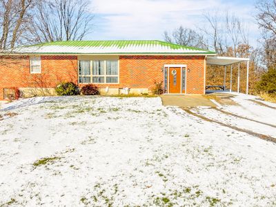 1951 W Dripping Springs Rd, Columbia, MO, 65202