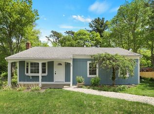 3 Peaceful Ln, Wareham, MA 02571