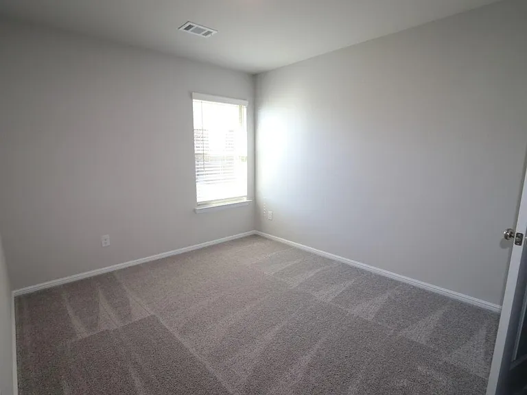 8905 Flying Eagle Ln — Photo 7