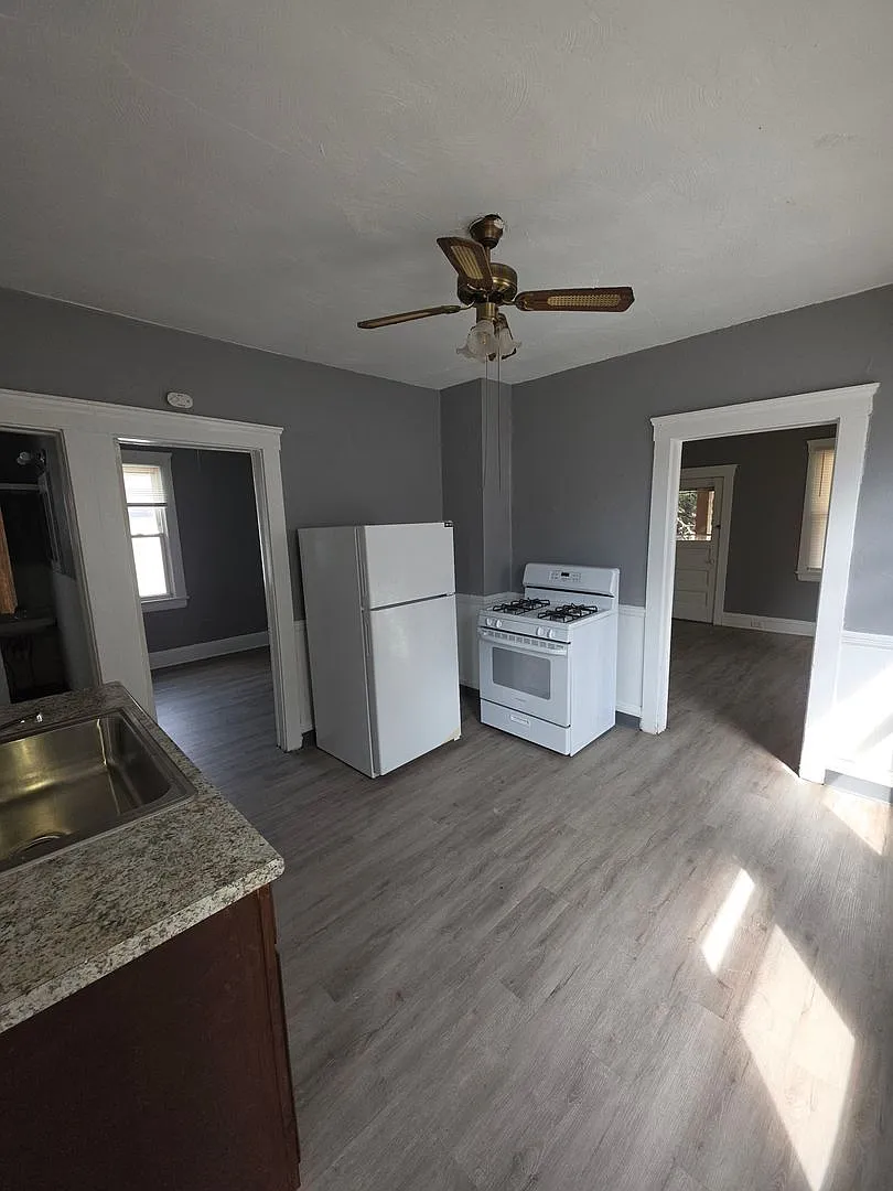 Welcome Home to West 13th St! — Photo 3