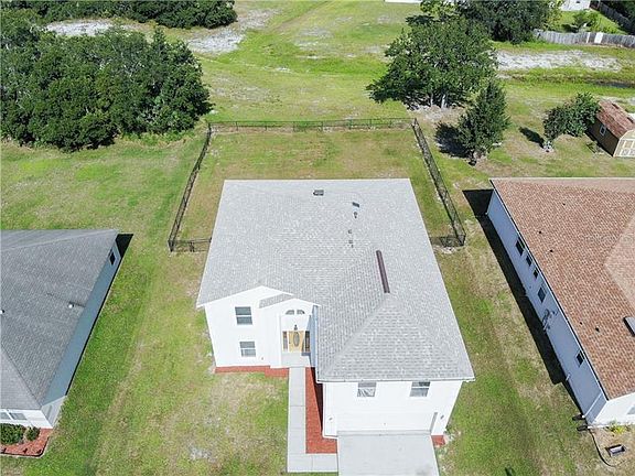 2nd image of 311 Drum Ln