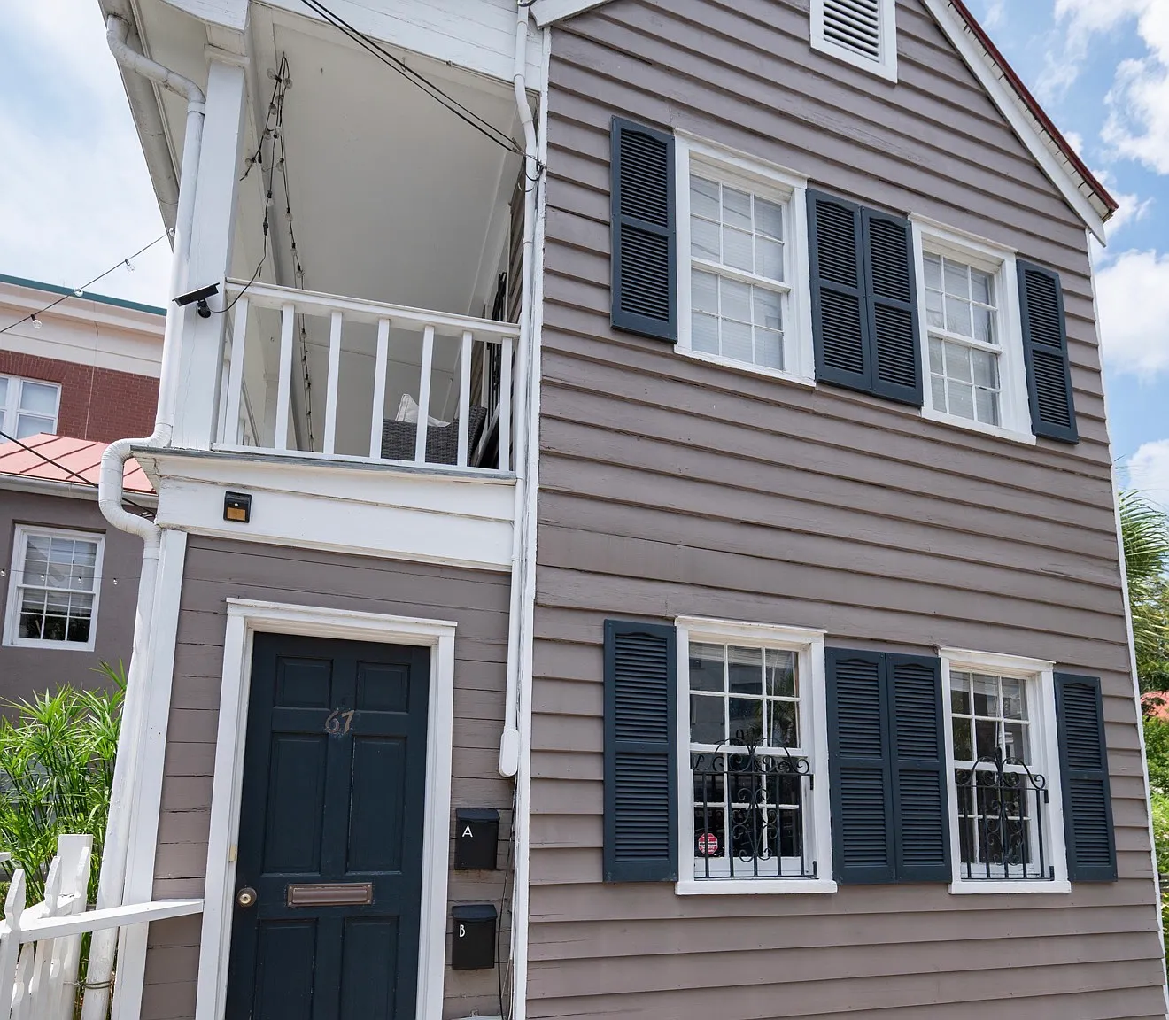 2 bed, 800 sqft, $2,550 — Photo 1