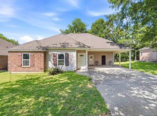 18606 Perkins Oak Rd, Prairieville, LA 70769